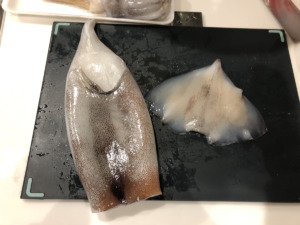 イカの塩辛作り